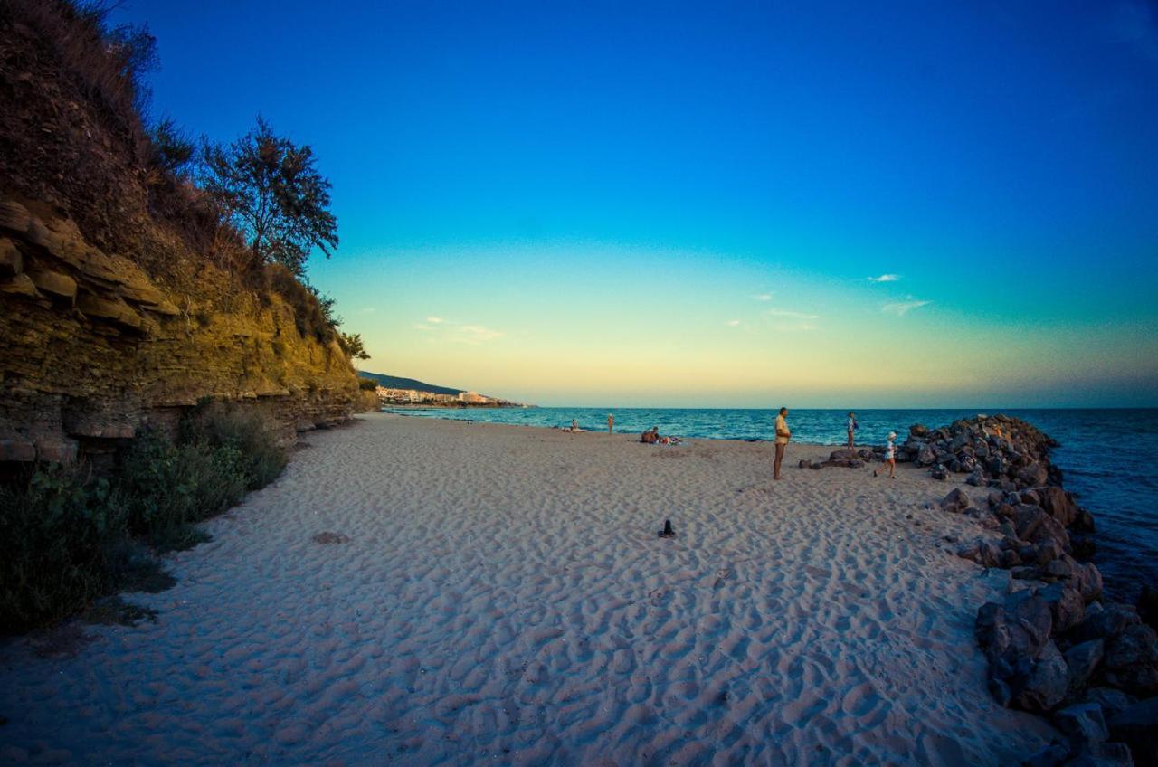 Prestige Fort Beach - Premium Apartments Święty Włas Zewnętrze zdjęcie