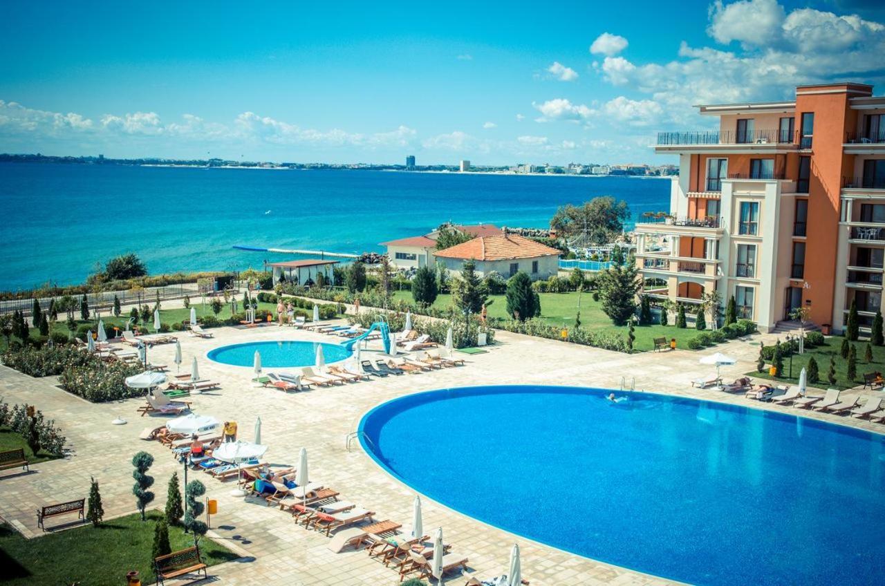 Prestige Fort Beach - Premium Apartments Święty Włas Zewnętrze zdjęcie