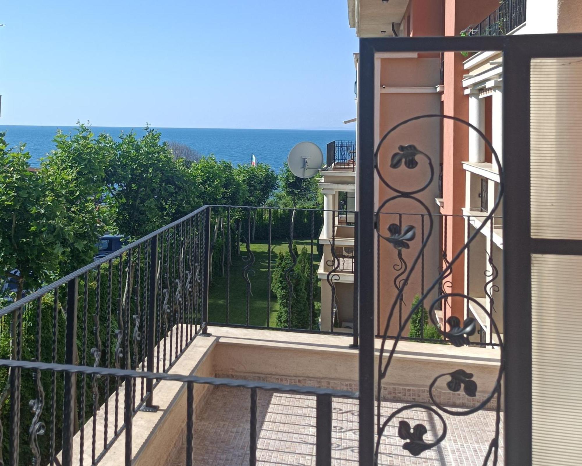 Prestige Fort Beach - Premium Apartments Święty Włas Zewnętrze zdjęcie
